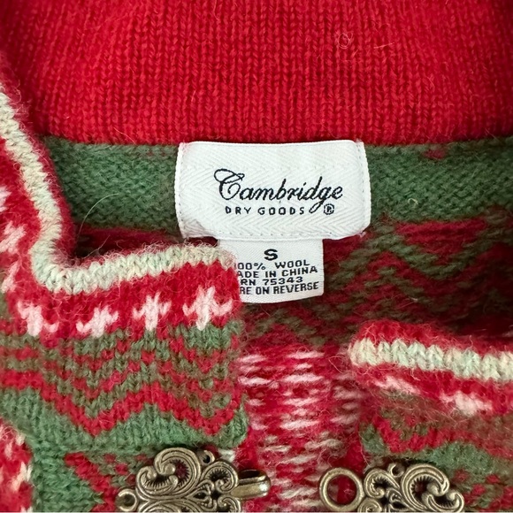 Cambridge Dry Goods Womens Red/Green Wool Snowflake Christmas Sweater. Size Sm - Picture 5 of 5
